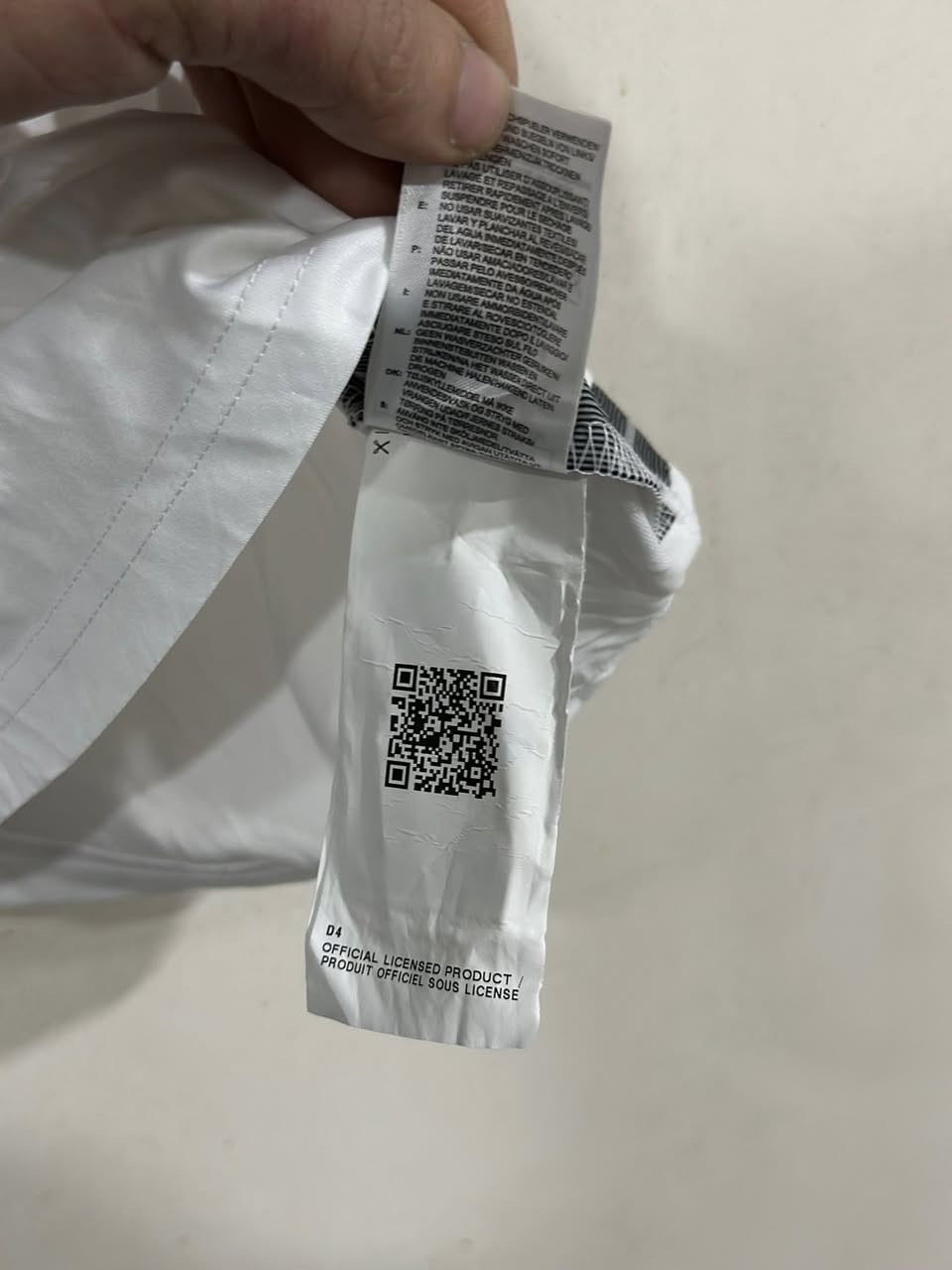 دريس اصلي
✨ القياس: M
✨ الحالة: قطعة جديدة تقريبًا
✨ الأصالة: أصلي 100% (ليس تقليد)
✨ الاستخدام: رياضي / كاجوال
💰 السعر: 20 ألف مع التوصيل

قطعة أنيقة ومريحة، مناسبة للرياضة أو اللبس اليومي، فرصة ممتازة لعشّاق منتخب ألمانيا ⚽🔥


**إذا كنت صاحب هذا الإعلان وتريد حذفه لأي سبب، رجاءا أرسل رسالة إلى الدعم الفني**