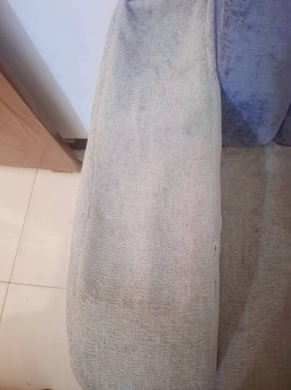 ديوان خمس قطع بي ضرر بسيط اريده ٢٠٠


**إذا كنت صاحب هذا الإعلان وتريد حذفه لأي سبب، رجاءا أرسل رسالة إلى الدعم الفني**