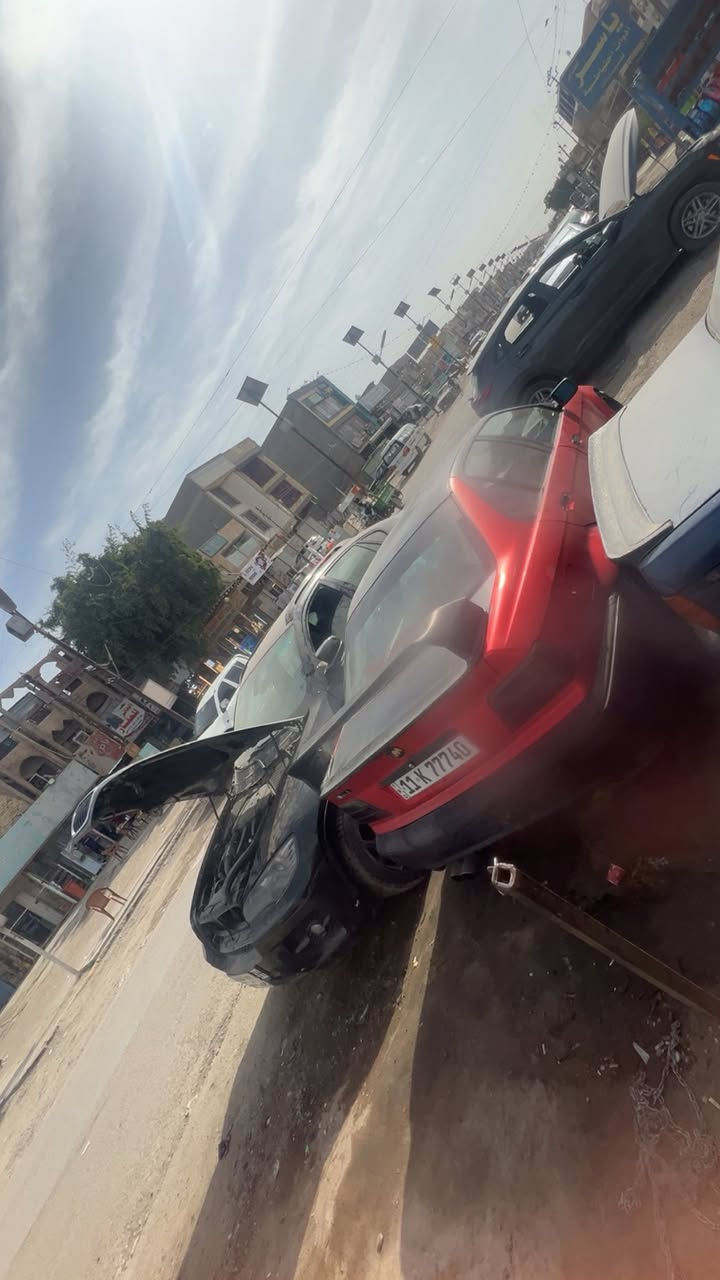 من رخصة الادمن عروض صيانة /تصفية المحرك تجفيت المحرك مع الضمان متوفرة قطع غيار مكاين حدادة صدر لجميع فئات بي ام /العنوان بغداد الشرطة الرابعة ***********
