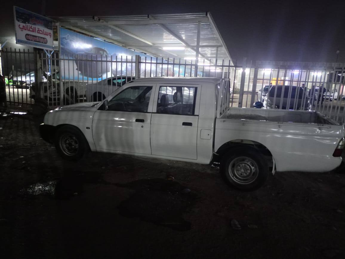 موديل 2002 سياره جاهزهجاهزه سعرها ب 38 ورقه ***********  سياره مال مزاد
