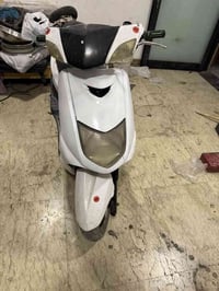 دراجه سكنس نثيه طافية  200.000وبه مجال  07708974668