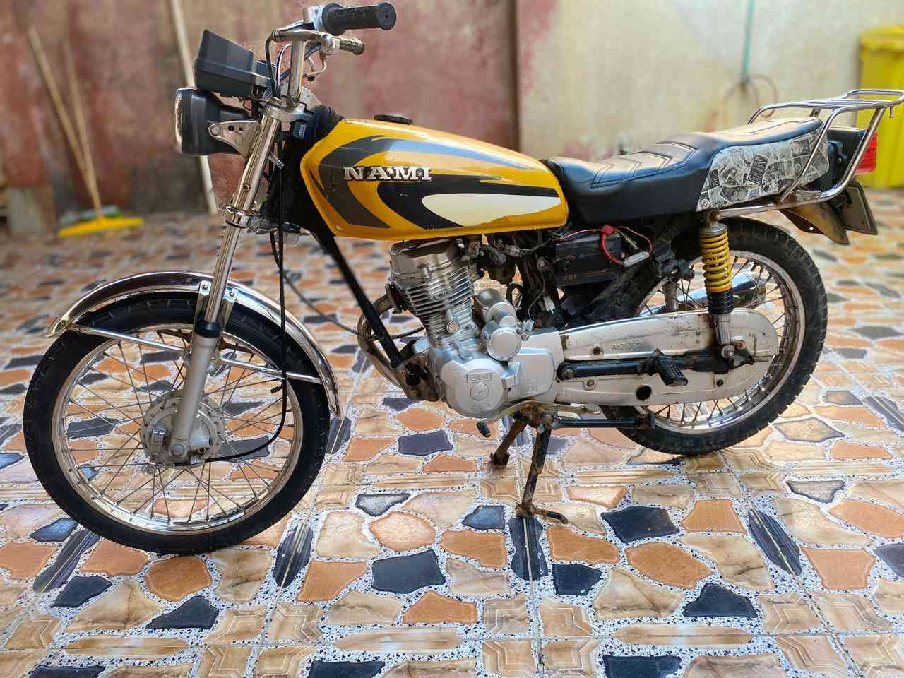 السلام وعليكم دراجه نامه شلامجة رقم وسنوية المديل 22 دراجه ما ناصقها شي هاي شوفت عينك
السعر 1600000 وبيها مجال


**إذا كنت صاحب هذا الإعلان وتريد حذفه لأي سبب، رجاءا أرسل رسالة إلى الدعم الفني**