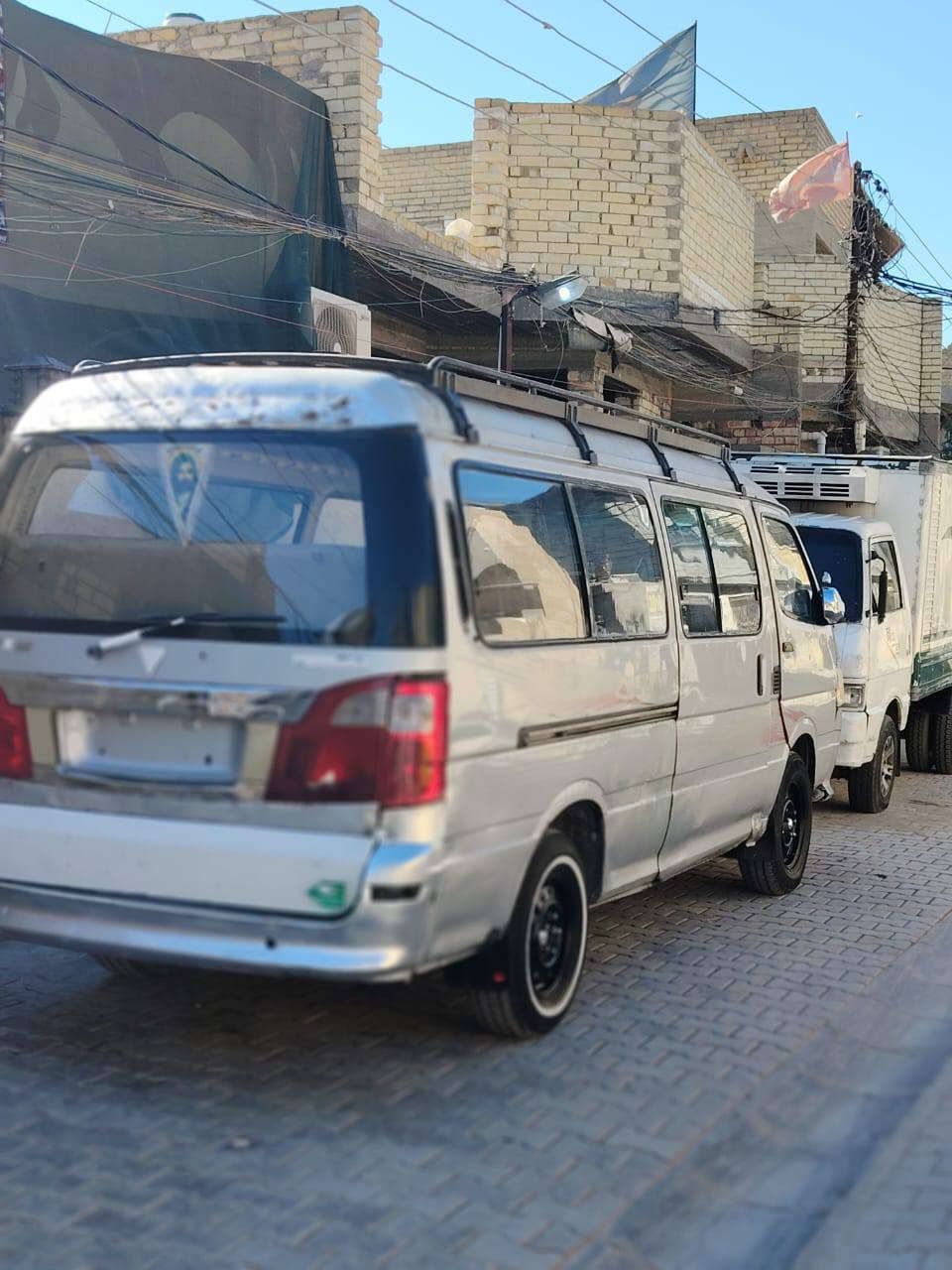 السلام عليكم كيا فتون 2010 للبيع مكينه كير أكسل كفاله السياره نضيفه أبيع كوم حديد  ارقم أحمر صدامي لان عليها غرامات السياره أصولي السعر 31وبيها مجال للطيبين مكان بغداد الشعله ***********بي وتساب بيع مستعجل
