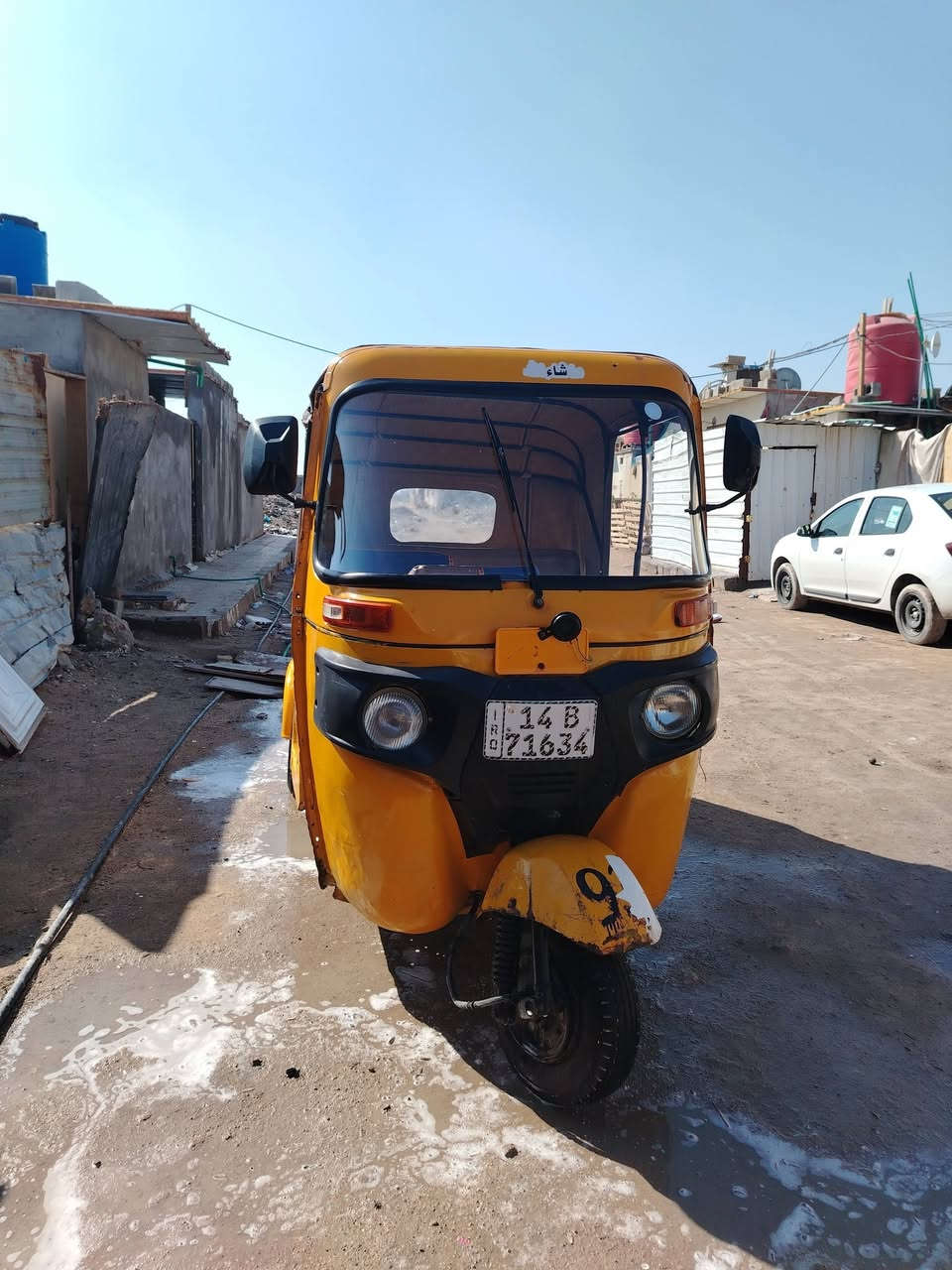 سلام عليكم شباب هاي تكتك البيع مديل 18داخله 19 المكينه مال 22 المكينه مكفوله اسعر خمسه وربع وبيع مجال  رقم وسنويه ثاني تحويل***********
