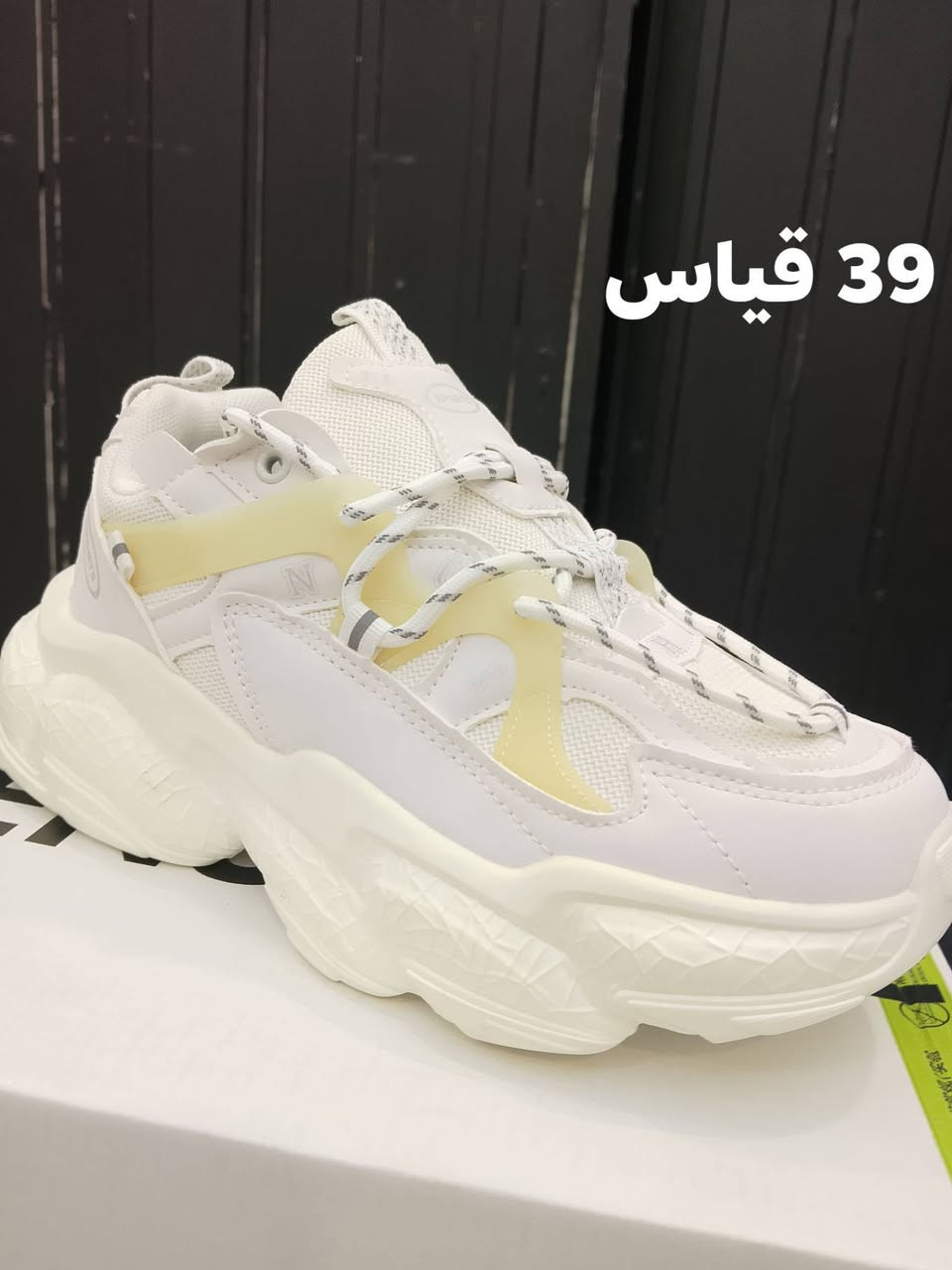 شباب السلام عليكم وصلت بضاعتي الجديدة ترنشوز  رياضي درجة الى وباسعار جدا مناسبة ب10000فقط مع توصيل مجاني لباب بيتك***********🛵🫵👌👌🫰
