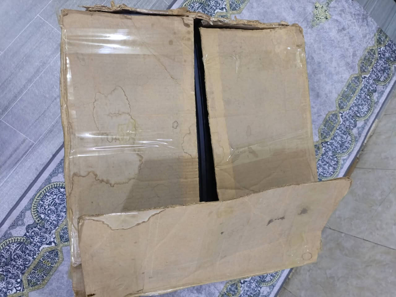 للبيع 
تلفزيون( EIC- قيثاره )
إنتاج شركة الصناعات الالكترونيه العراقيه 
حجم 20 بوصه ..سنه الصنع 1988
مستخدم مع الكارتون الاصلي.شغال وبحاله ممتازه خالي من التصليح نهائيا بلاد وضع شركه مع أريل ياباني اصلي 
نظافه عاليه جدا مقارب للجديد 
للاستفسار ( ***********) متواجد واتساب ماسنجر..يوجد توصيل 
(( السعر مراسله الصفحه))
ملاحظه..كل قطعه بسعرها
