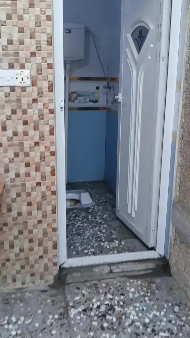 بيت للبيع مساحه البيت 144 مدينه الصدر قطاع 29 خلف شارع الاسفنج الاستفسار عله هاذا رقم ‏‪***********‬‏
