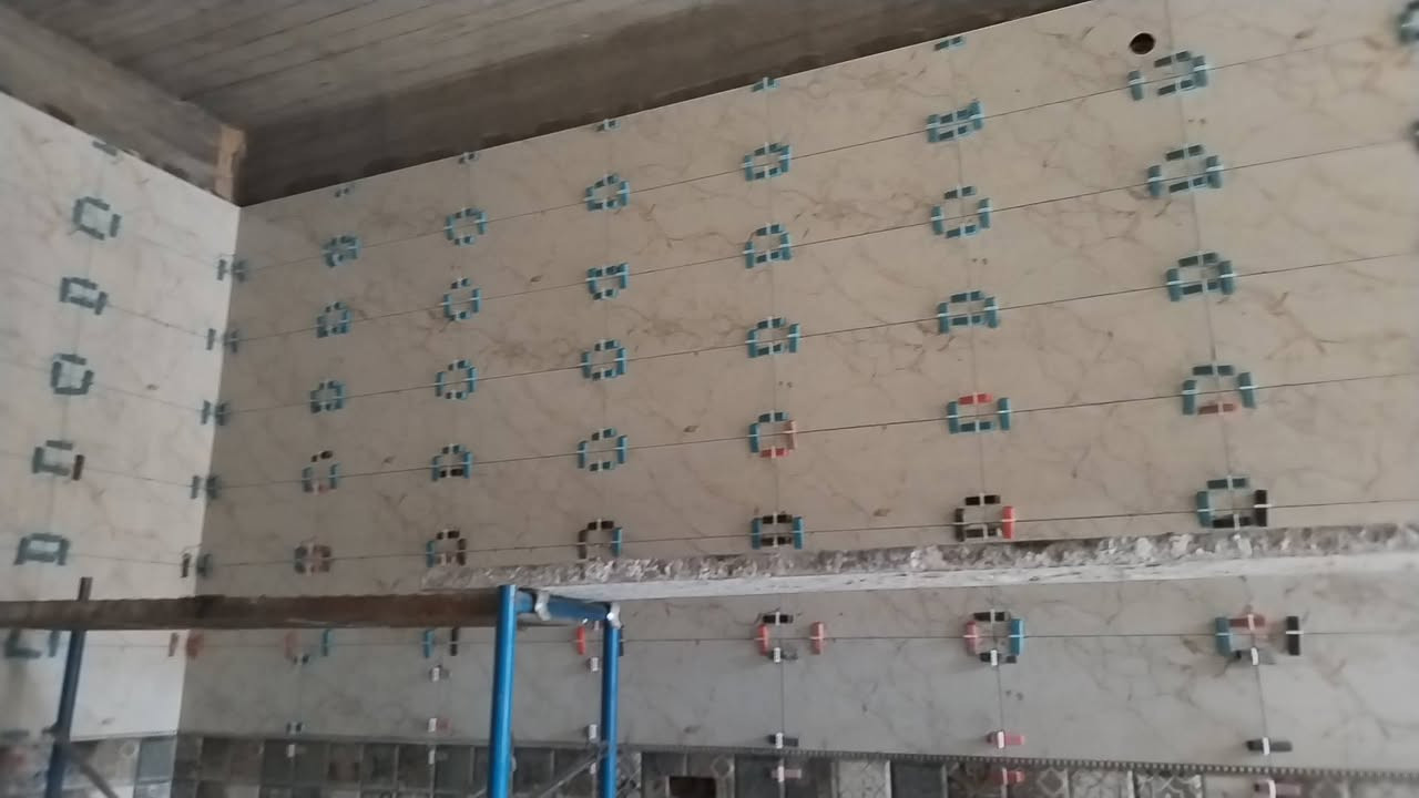 ابو عباس (***********) لعمل السيراميك واللوح البورسلاين والمرمر _ارضي _جداري_ بايات درج شغل عراقي او ايراني بالطرق الحديثة ((ملاحظة)) الشغل شرط درجة اولى تسليم مهندس
