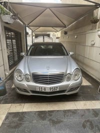 مرسيدس w211 350  2008 فورماتك  ماشية 190 الف  وارد امريكي حادثها باب ا...