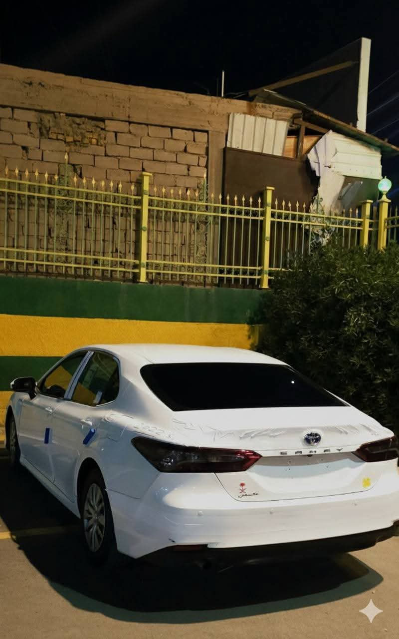 مكلف بالنشر 
كامري موديل 22 هايبرد 
خليجي تكسي مطار. مصبوغ حزام 
مرقم وكامل 
سعر 133 بيها مجال 
استفسار ‭٠٧٧٢ ٤٢٩ ٤٧٥٣‬ اتصال او واتساب 
مكان حله
