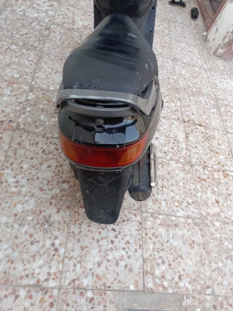 سلام عليكم درجة فراشة حاوية جديدة مكينه حاويه بلاديه الدراجه نضيفه تاير جديدة كهربائية كله شغالة السعر 500وبيه مجال رقم ***********
