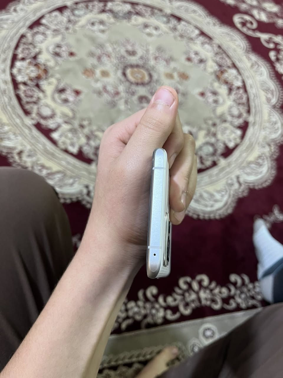 سلام عليكم للبيع ريلمي جي تي ٢ برو.    ملحقات كامله نضافه ٩٠/١٠٠ شاحنه ٦٠ واط ذاكره ٢٥٦ السعر ٣٢٥ بي مجال العنوان بغداد الشعب *********** واتساب
