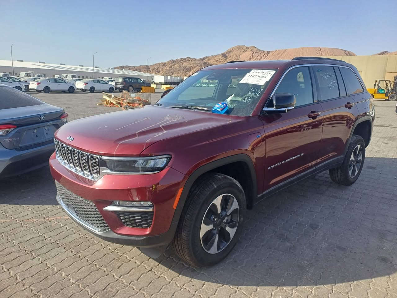 جيب كراند شيروكي 4XE 2024 وارد امريكي

Jeep Grand Cherokee 4Xe 2024 2.0L

حجم المكينه : 2000  تيربو + هايبرد + بلك ان

المسافة المقطوعة : ٢٢ الف ميل

حادثها موجود بالصور بدون ايرباك 

#مواصفاتها

1.شاشه 

2.بصمه

3. تشغيل عن بعد

4.دمام خلفي

5.كشنات جلد

6.كشن السايق ميموري

7.كشنات كهرباء

8.صندوك كهرباء

9.حساسات خلفيه

10. قطعتين تبريد 

11.اشاير بالمري

12.رادار امامي

13.رادارات 360

14.ثلاث وضعيات قياده

15. بنوراما فتحتين

16. كير ماوس

17. نظام منحدرات

18. هيترات بالكشنات 

19.ويل كب كروم

20.لايتات لد

21.بكلايت لد

22.كشافات

23.بصمة ابواب

فول مواصفات لمتد جاهزه مرقم بغداد 

***********
  
السعر ٣٥٥٠٠ الف
