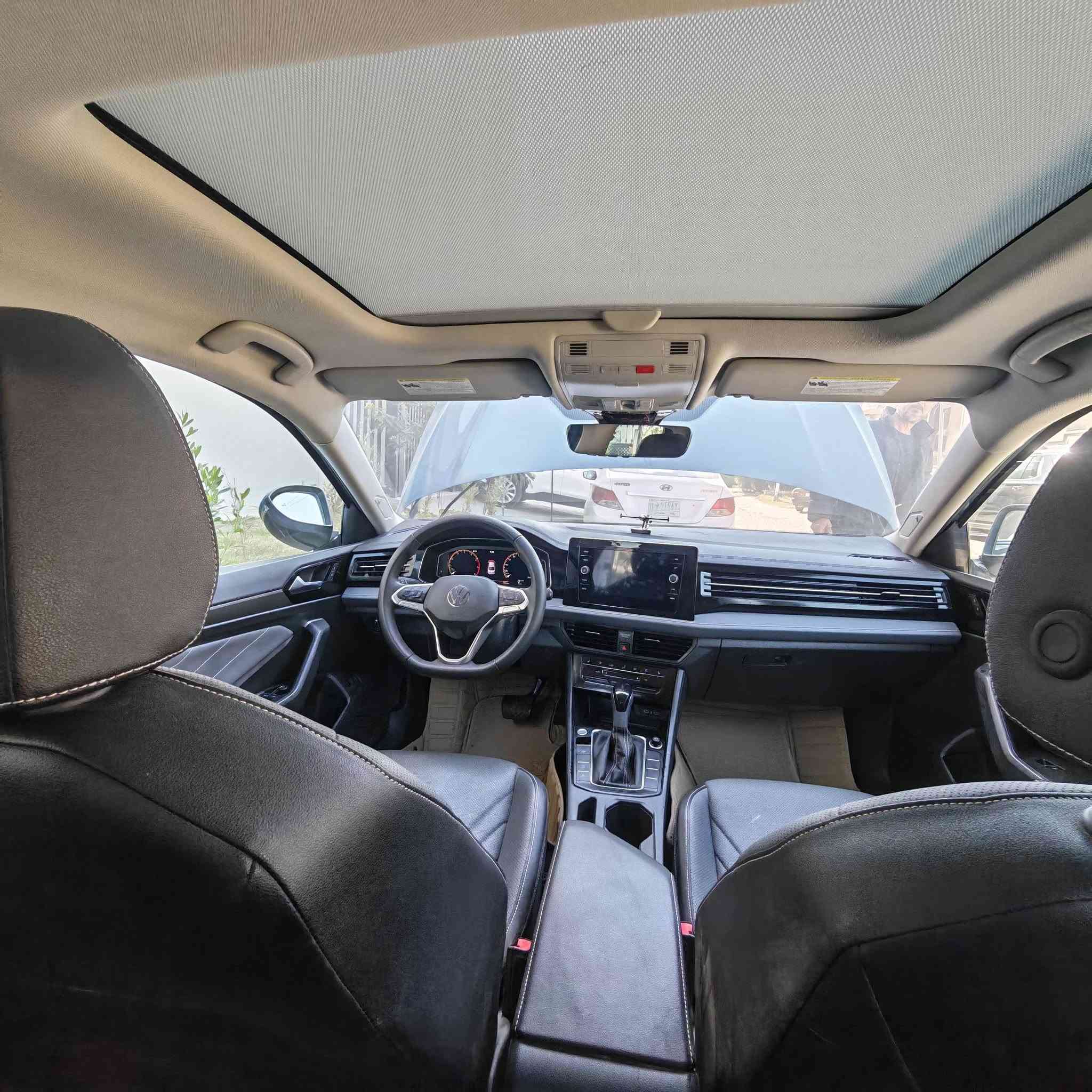 جيتا SEL موديل 2025 ماشي الفين كيلومتر حادثها جاملغ امامي جهة السايق مكانها بغداد ***********
