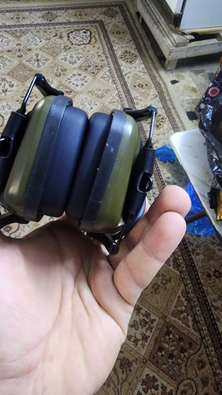 سماعة بهذا الشكل السعر ١٥ الف


**إذا كنت صاحب هذا الإعلان وتريد حذفه لأي سبب، رجاءا أرسل رسالة إلى الدعم الفني**