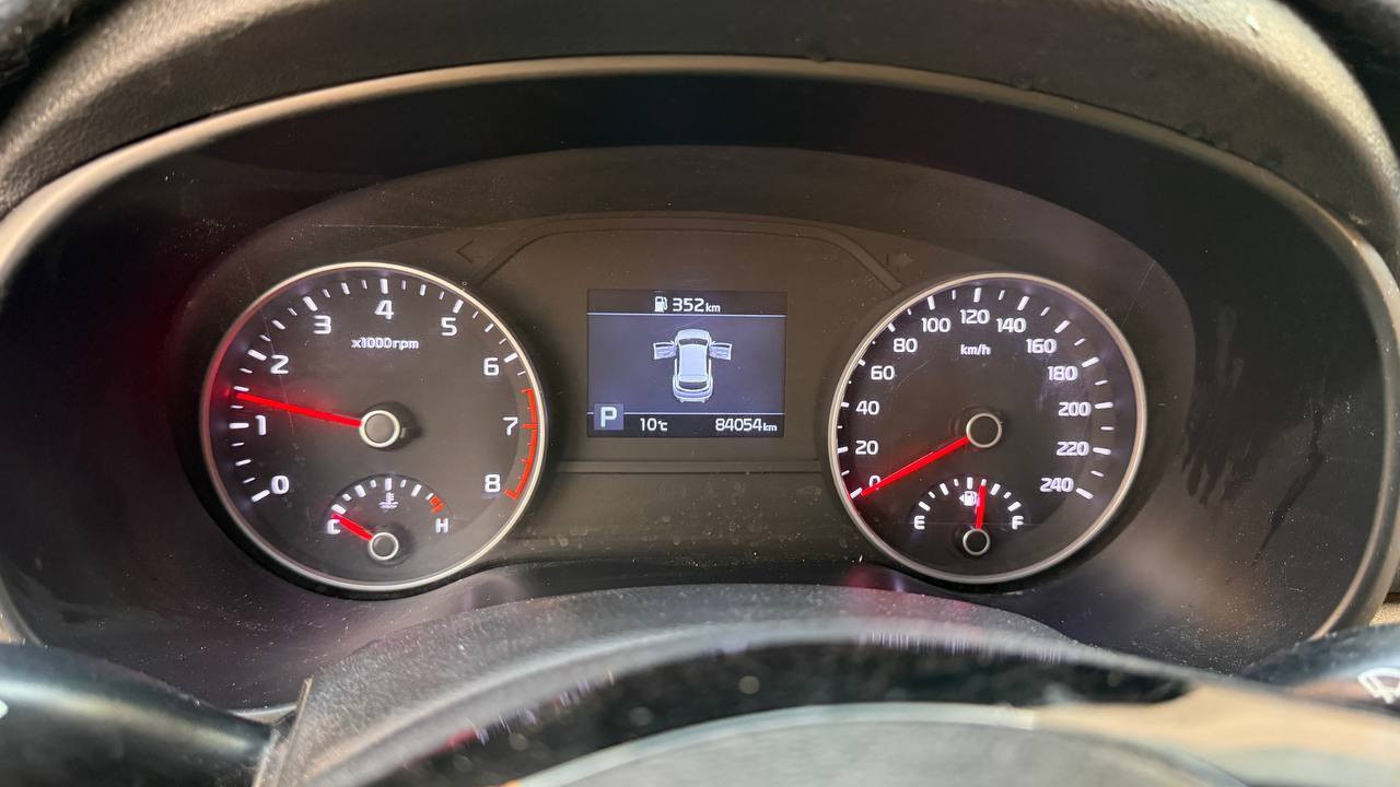 كيا سبورتاج 2020 بنوراما سياره حلوه ونظيفه والسونار مرفق بالمنشور رقم بغداد عارضهه 185 وبيهه مجال بدون ظربه ولا صبغ بيهه جزه من براغي الجاملغ مفتوحات وجزه من البنيد لغرض التطبيك لان صعدت بيهه رصيف وصار بيهه تصليح من جوه والسونار واضح عنواني واسط الكوت مركز المدينه ***********
