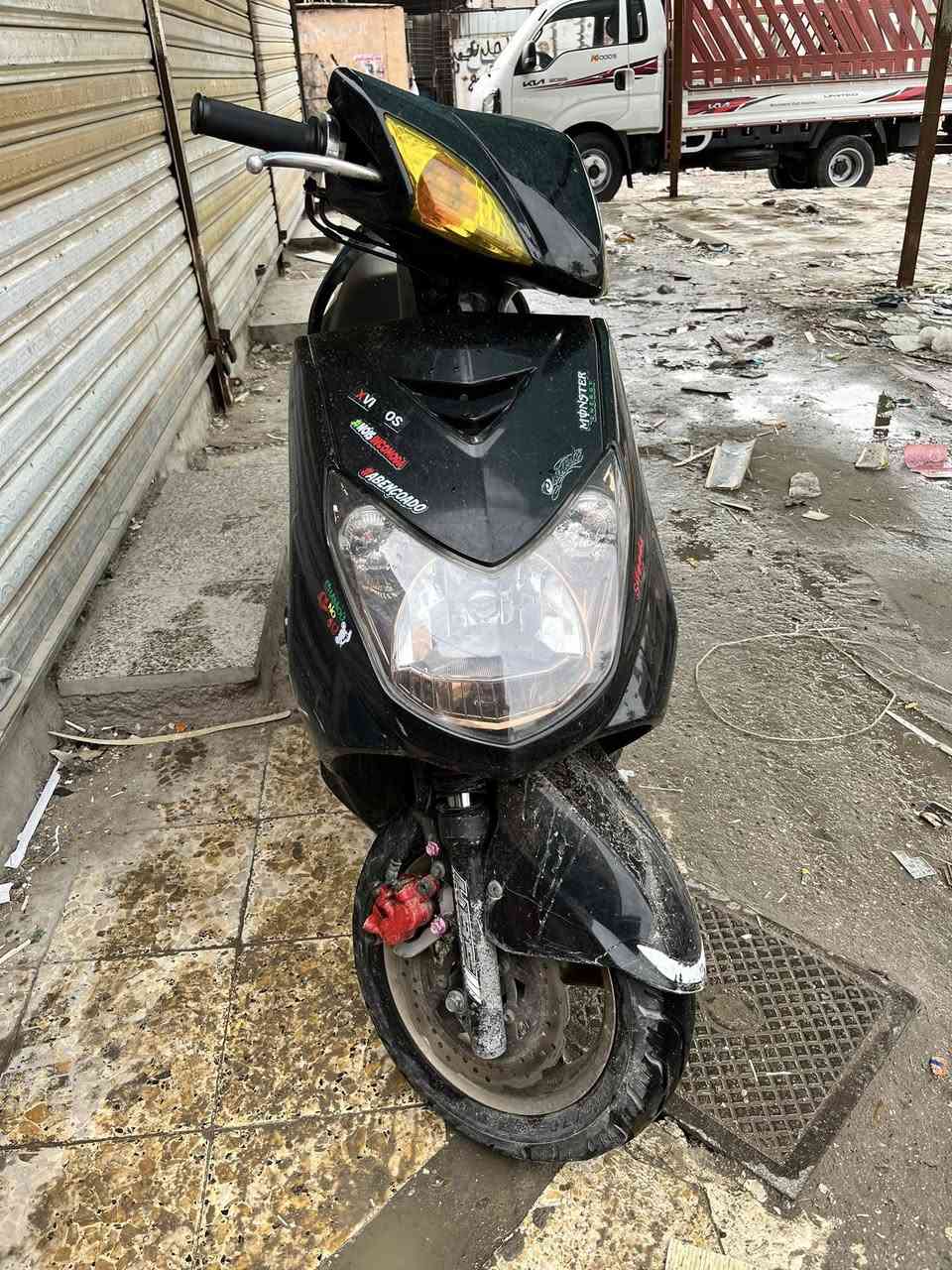 السلام عليكم سكنس فحل كولد طلاعات دراجه نازله من رمبه قبل شهرين تقريباً ومستعجل عل بيعته الان شويه ظروف وطالب سادس دراجه محرك مامفتوح مكفوله من كلشي اي نقص مابيه كامله من كلشي بس يرادله غسله 
الاتصال *********** العنوان بغداد الشعب
