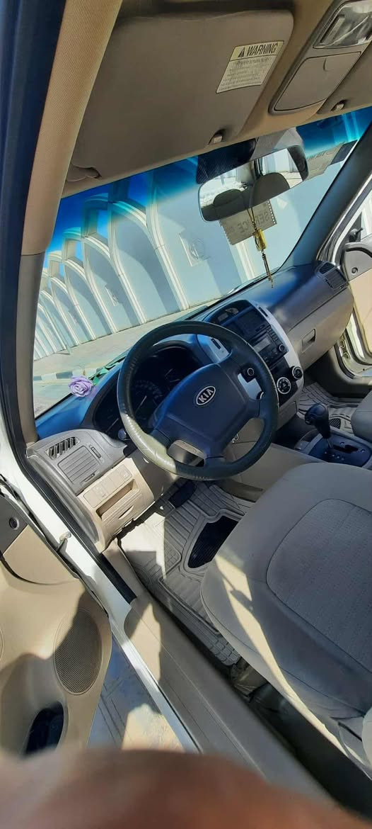 سلام عليكم
سيراتو خليجي 2008 
مكينه 1600
رقم بابل نكليزي بسمي
سنويه 2030 جديده هزه جديده
بيه دواير ودوس السونار مرافق بلصور  ولباقي مكفول
تبريد تدفئه كله شغال وبلاديه
مكينه كير حداديه كهربايات كله جاهزه 
سعره 92 الستفسار تصل علئ الرقم
*********** مكان كربلاء الحر
