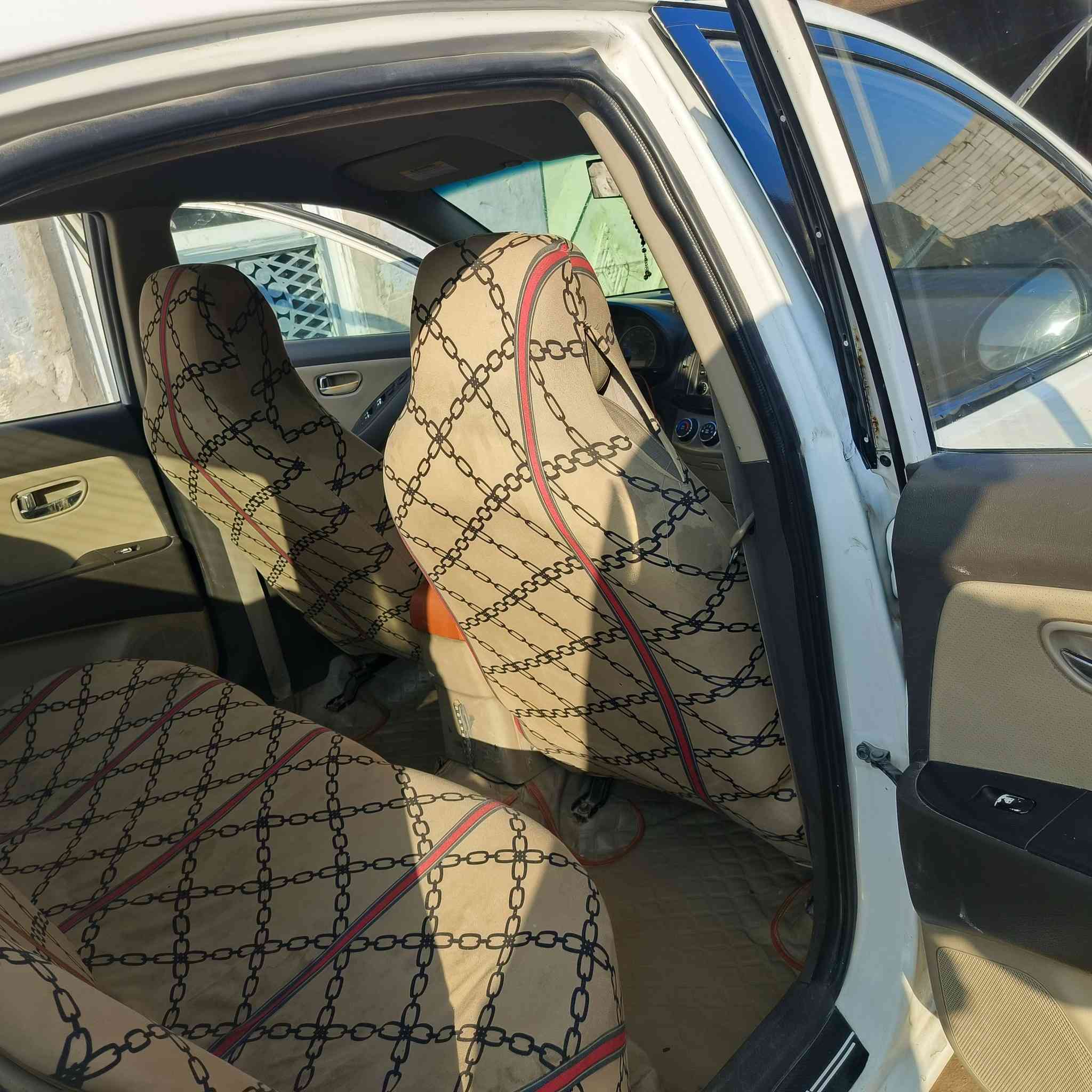 النترا ١١ أربيل البيع بها قماره تبديل ومصبوخه عام بسم الكردي سنويه صاقطه سعر ٨٠ وبيها مجال ابيع هل موجود رقم التلفون ***********
