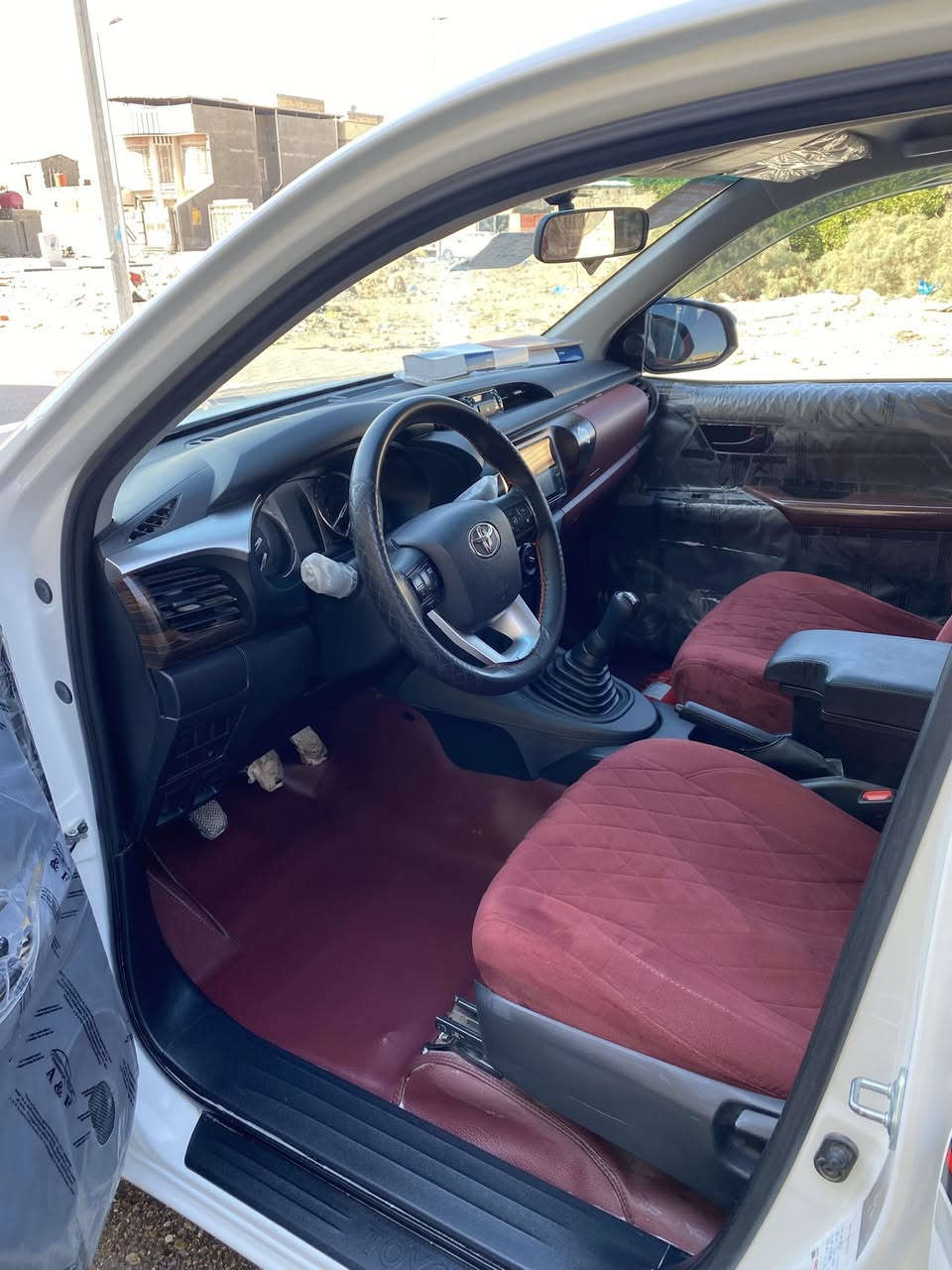 السلام عليكم بيك اب 2025 كير عادي رقم اربيل تحويل وكاله السياره جديده كفاله عامه ماشيه 19 الف العنوان البصره رقم الموبايل ***********
