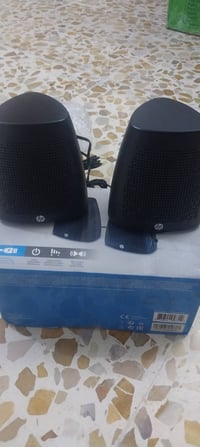 اكسسوارات إلكترونية • للبيع