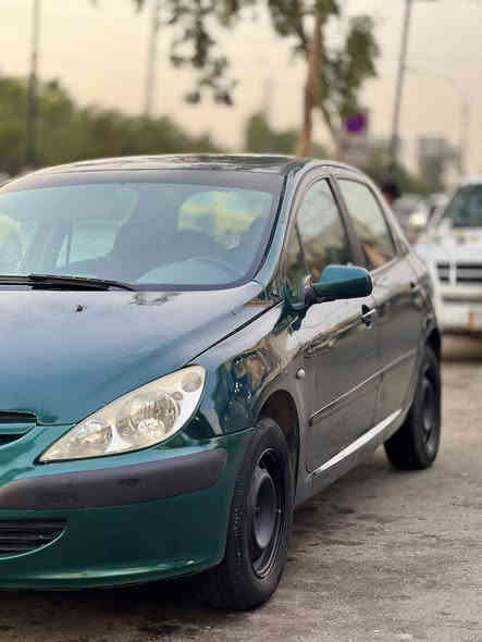 سلام وعليكم سياره بيجو 307 موديل 2005 رقم الاماني نينوى  سنويه 27 شرط التحويل محرك كير بشرط كهربائيه تبريد وتتدفئه شغال طخم تاير طخم السياره كلش حلو بيها  طخه شبر بدون نقطه داخل  بجاملغ الخلف السايق وبوند صبغ هم بدون دواخل وهاي السياره كدام ال سعر 53 وتجي اتشوفها وتدلل مكان السياره موصل ***********
