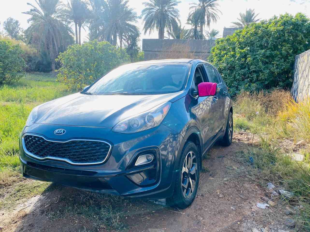 السلام عليكم 
سبورتج 2022 وارد امريكي 
جامع خلفي صبغ وباب فقط بدون دواخل
رقم بغداد دولي السعر 175 وبيه مجال 
***********
