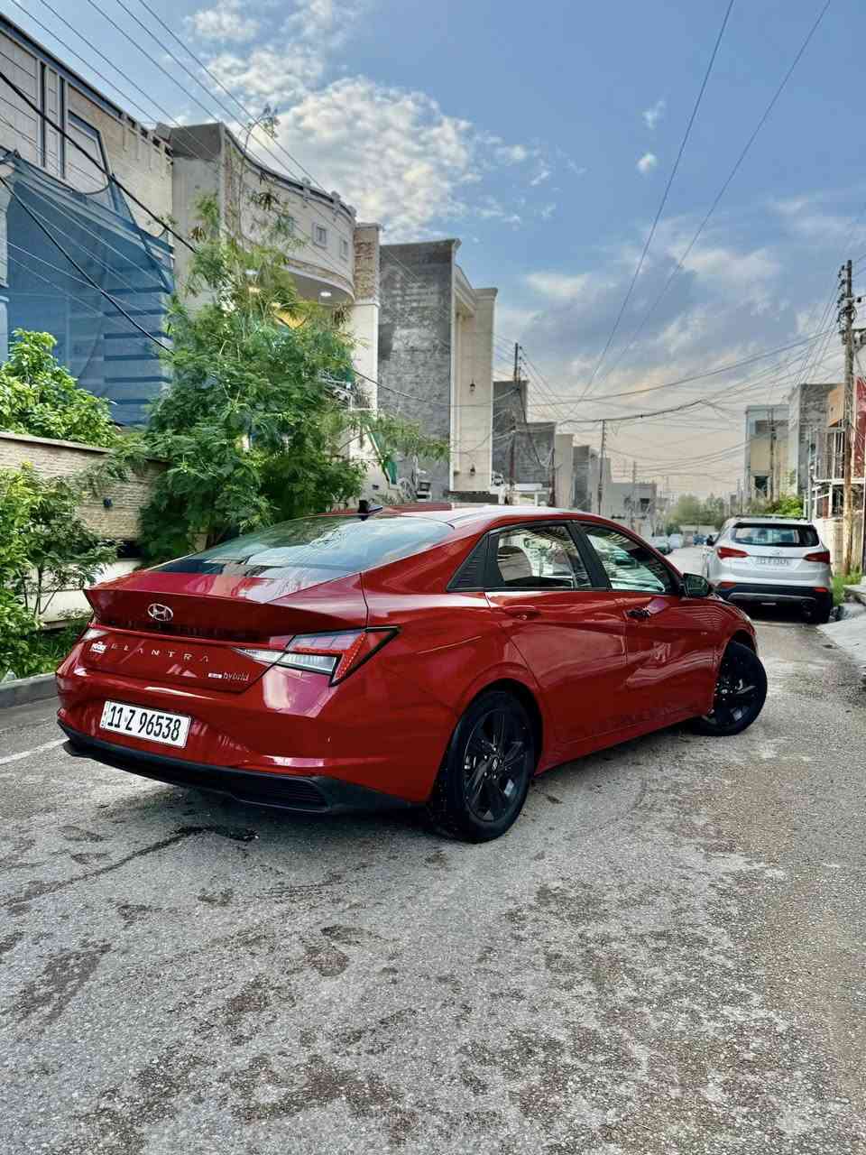 النترا 2023 هايبرد وارد امريكي
🔴حادث السيارة صبغ جاملغ وباب خلفي
بدون ايرباك بجم كبس وبدون دواخل
وبيها كلير 3 قطع من امريكا بدون معجون او حادث

✅موصفات BLUE
فول تحكم ستيرن 
بصمة تشغيل عن بعد 
سايد بريك كهربائي 
ردار تحديد مسار 
ردار قيادة ذاتية 
ردار تحذير نقطة العمياء 
كامرة خلفية دوارة
شاشة كبيرة تدعم كار بلي
تدفئة كشنات 
اتو هولد 
شاشة تحكم بالتبريد
نظام ABS 
مثبت سرعة 
لد خلفي متصل 
3 انظامة قيادة ( سبورت-نورمل-سمارت)

السيارة بأسمي تحويل مباشر 
مكاني بغداد الدورة
السعر :145$ ورقة
الاتصال : ‭***********‬
