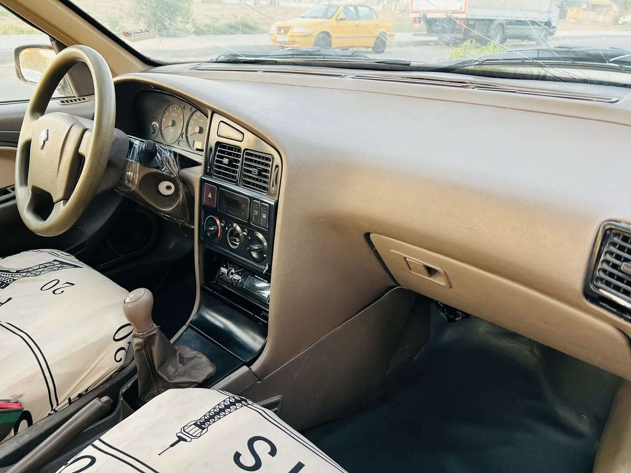 سلام عليكم بيجو لميس ٢٠١٣ رقم بغداد كير مكينه خير من الله تبريد ثلج مصفره السعر ٣٠ وبيه مجال قليل***********
