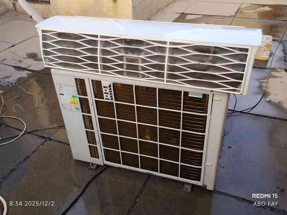 سلام عليكم
سبلت. Lg انفيرتر تحكم بالامبيرية / وايفاي 
طن ونص نظيف جداً
ماخذه من شركة الاقصى بحي جامعة 
غراضه كامله وشغال ميه بلميه

رايده ب٤٠٠ الف 
مكان شارع فلسطين
للتواصل 
***********
