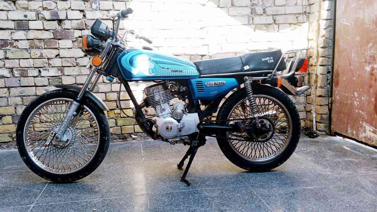 سلام عليكم دراجه للبيع المكينة مفتوحه مره واحده مكينه انيرجي مال إيران 🇮🇷 الدراجه خير من الله نكره وحده واين ما تروح بيه روح السعره 575بيه مجال قليل متواجد خاص او الرقم *********** ما بيه وتساب بس مخابره
