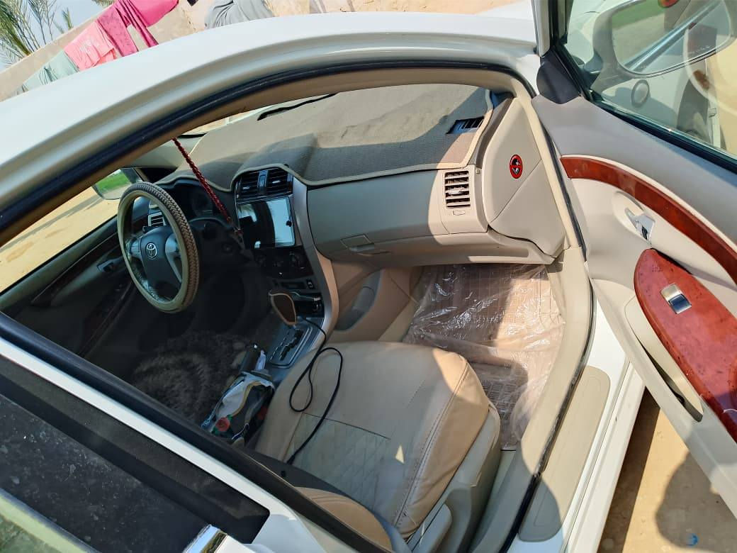 سلام عليكم كورلا للبيع موديل 
2009 محدث13كفاله من صبغ وضربه سنويه ماساقطه دولي 
محرك كير تبريد حداديه كفاله مابيه نقص جديده سياره فول عده الفتحه سعر115لو مراوس بسيراتو14فول مكاني نجف 
***********
