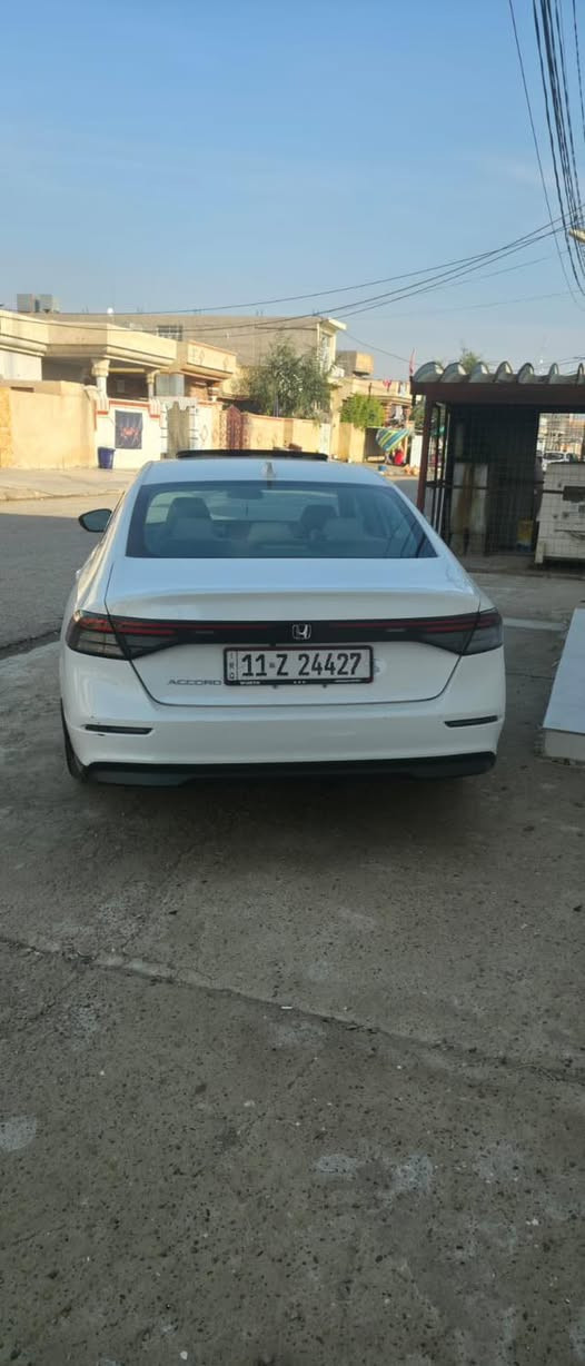 السـلام عليكم…للبيع 
هـوندا اكورد 
2023 فئة EX
بانزين مكينه 1500 تيربو
ماشيه ٥٤ الف كيلو
ضرر جاملغ الامامي فقط الباقي كفاله
كشنات مخمل
هيتر كشنات
عدادات ديجتال متغير الثيمات
تحكم ستيرن كامل
تشغيل عن بعد
اوتو هولد
اوتو ستوب
شاشه ابل كار بلي واندرويد اوتو
رادار امامي وجانبي
حداديه جديده بالكامل
تخم تاير جديد
السياره بدون نواقص

📍صلاح الدين/بلد

السعر 
188$ و بيها مجال للشراي
للتواصل

‭0782 918 8609‬
