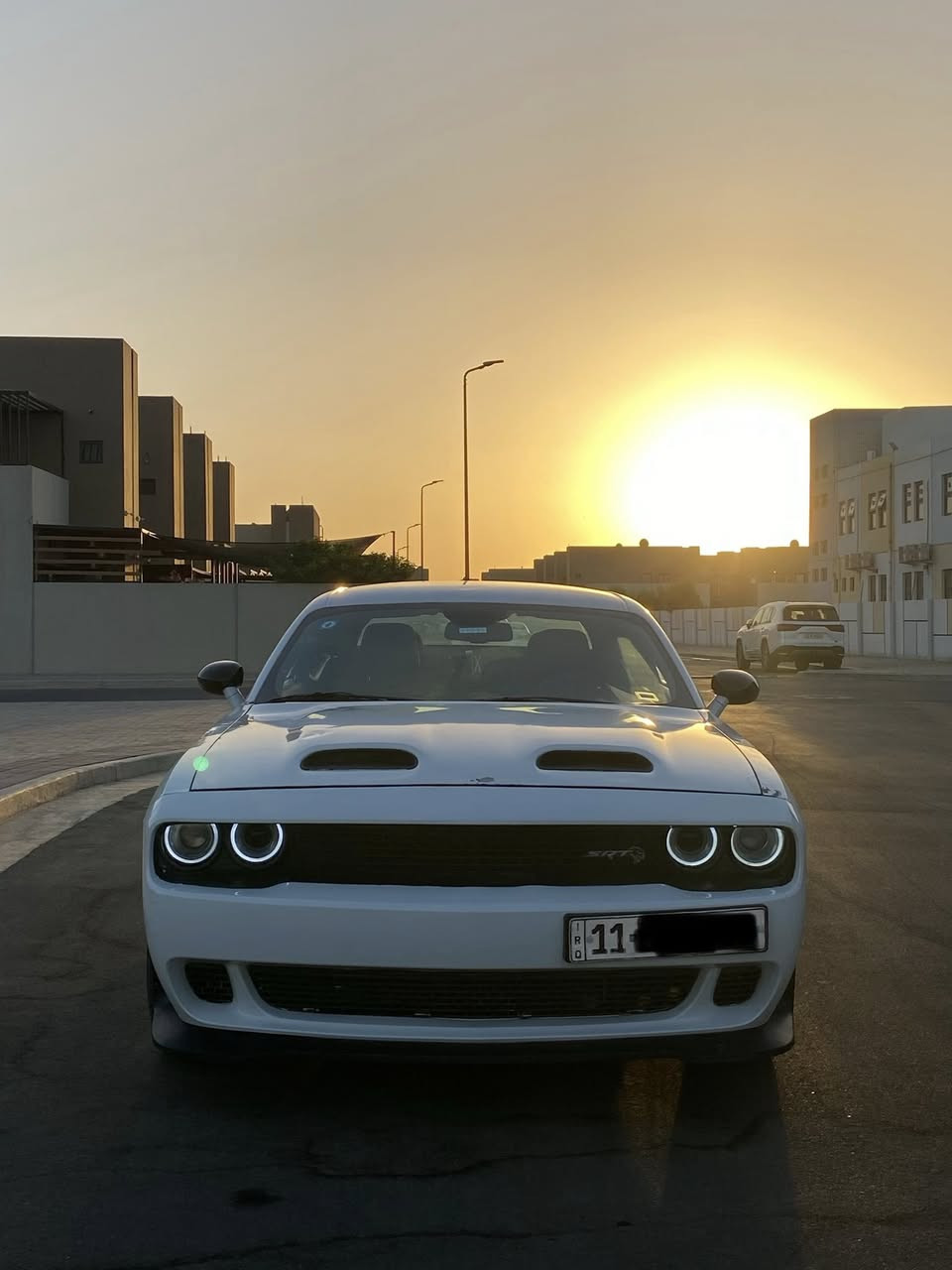 السلام عليكم من رخصة ادمن الكروب
جالنجر 2022 GT فور ويل
السيارة ماشية : 63 الف ميل

السيارة جاهزة و ما ناقصها شي و نضيفة 
رقم بغداد انكليزي ب اسمي السيارة

مواصفات : 
١- حساسات خلفية 
٢- شاشة وسط 
٣- كامرة خلفية 
٤- كشن كهرباء
٥- تبريد قطعتين 
٦- شفتات ستيرن 
٧- دبل اكزوز 
٨- تحكمات ستيرن
٩- مراية وسطية تعتيم 
١٠- شاشة اعطال
١١-تشغيل عن بعد
١٢- صندوك كهرباء 
١٣- كامرة دوارة

السيارة مكفولة مكينة و كير  
كلشي ما بيها نقص 

السيارة قطعتين صبغ : 
بنيد 
چاملغ امامي ايسر 
بيها قطعتين بارد
مكفوله من الدواخل 

للاستفسار : 0770 799 4489

مكانها : مجمع البدور السكني - بغداد

سعر السيارة :175 ورقة و بيه مجال بسيط للشراي
