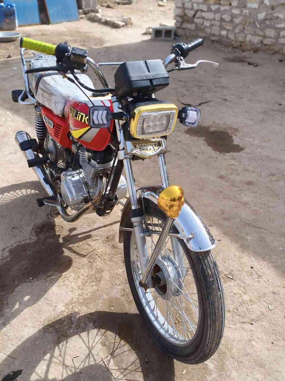 سلام عليكم دراجه تايكر 22 البيع السعر خاص


**إذا كنت صاحب هذا الإعلان وتريد حذفه لأي سبب، رجاءا أرسل رسالة إلى الدعم الفني**