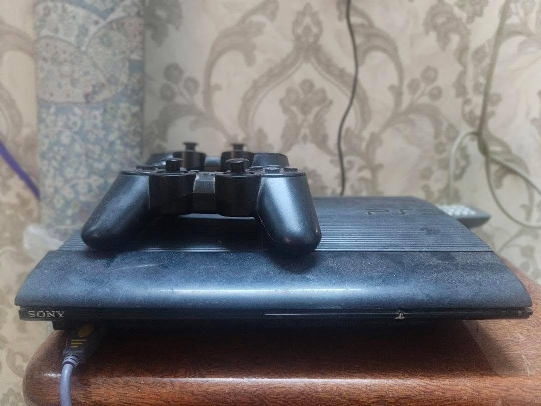 بسم الله الرحمن الرحيم 
توفر جهاز ps3 Super Slim مع الالعاب واشهر الالعاب الموجودة بل صورة و 16 حساب وتكدر تحذف وتضيف و هوه مهكر يعني اي لعبة تكدر تنزل وتكدر تنزله العاب بكد متريد و يجي ويا 2 يدات من شركة سوني تجميع الصين  وسعر 135 وبي مجاللل،


**إذا كنت صاحب هذا الإعلان وتريد حذفه لأي سبب، رجاءا أرسل رسالة إلى الدعم الفني**