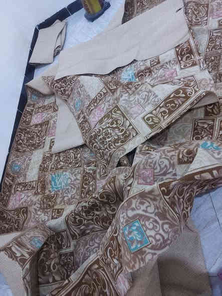 سلام عليكم فراش شتوي لبيع قياس ٤*٣ لاستفسار رقم تلفون ***********
