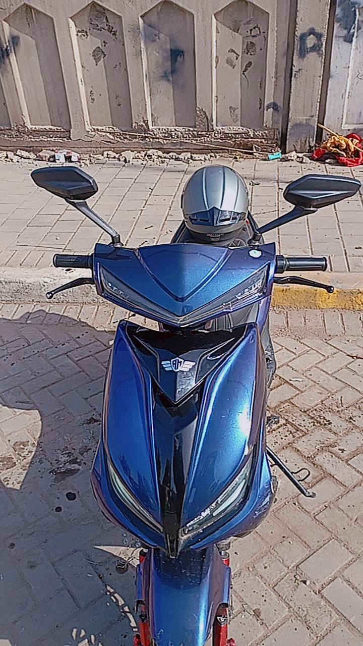 سكنس شحن للبيع لون مميز سرعه85 6بطاريات نضام بك ونضام بارك 
دراجه بيه شخوط بسييطه واحلا من صور وكامله مكمله مكاني بغداد الاعضميه تواصل واتساب ***********
