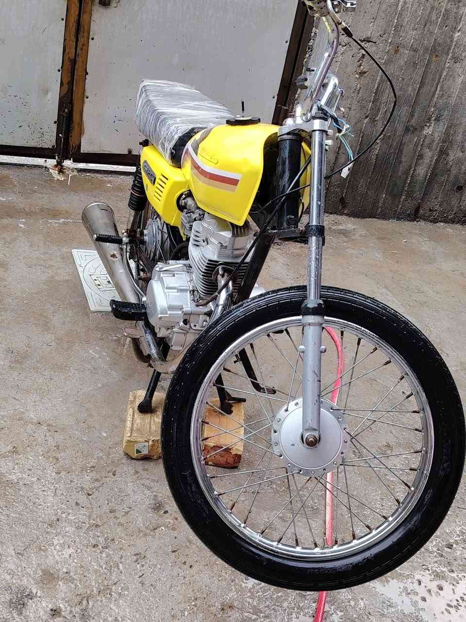 السلام عليكم اربعه كير للبيع موديل 20 والمكينه23 كلك مكفوله كلشي مابيه فول وعلي ب350وبيه مجال مكاني طويريج ام روايه البوحسون رقمي***********
