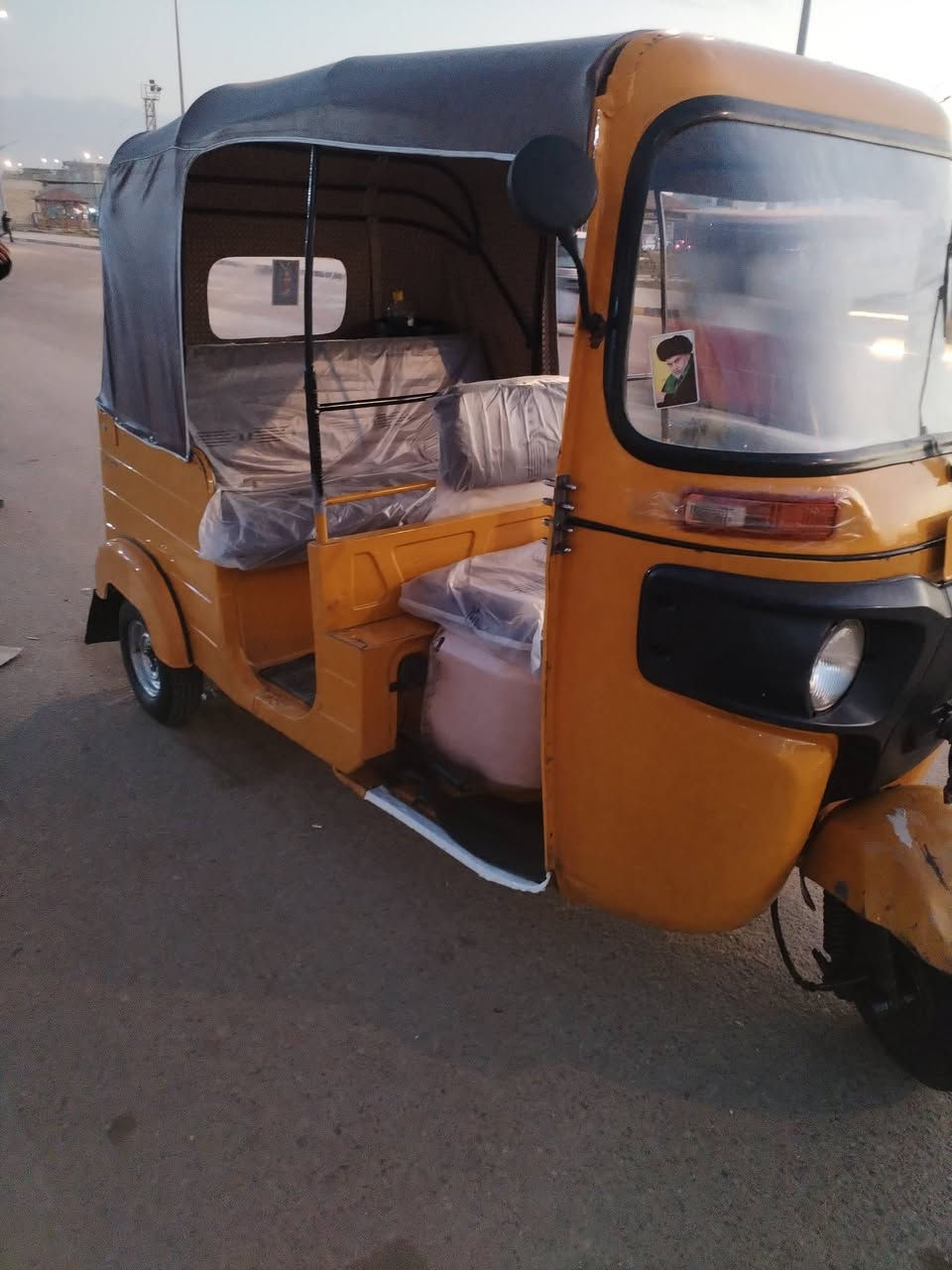 سلام عليكم تكتك باجات 2020شهر 12رقم وسنويه البدي حلو مابي شي بس بارد بل صفحه مكينه  لا تنغيص ولا تبخر تراي مال 22كهربائيات كله شغاله مكاني بصره حيانيه السعر خاص ***********
