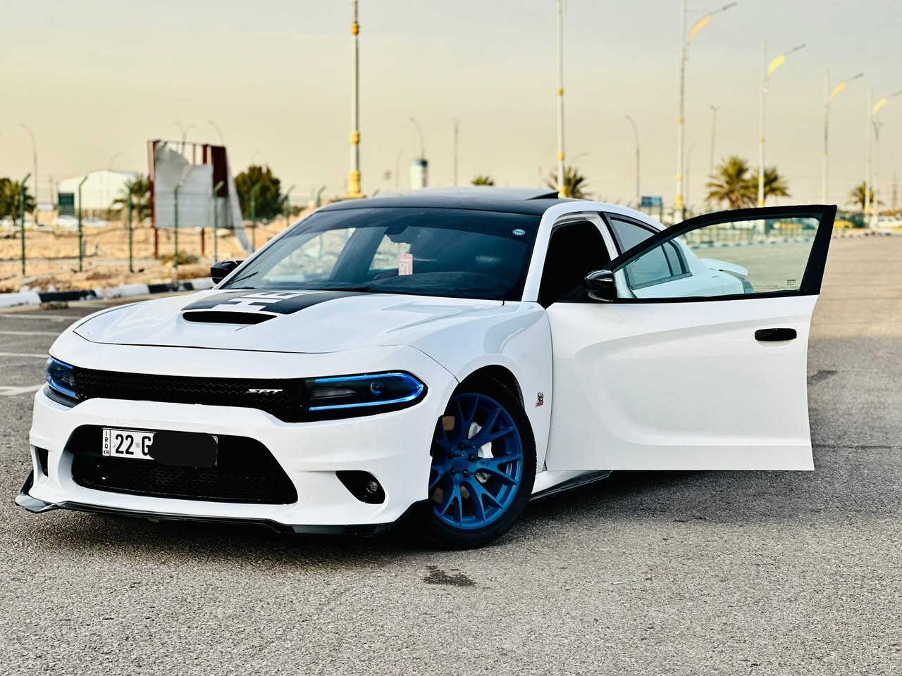 للبيع
**جارجر سكات باك 6400 🐝🍒
كلين كفاله عامه لا صبغ ولا ضربه 
*موديل 2016 

* رقم اربيل  جديده 

* ماشيه 100 فقط 
** مواصفات السيارة 1/1 

1-رادار امامي + نقطة عمياء 

2- فتحه سلايد روف 

3-غرفه كنتارا وجلد مختم 🐝

4-فجوج السياره 6 بستم برمبو 

5- سماعات بيتس + دمام خلفي 

باقي مواصفات الجارجر كلها بهاي السيارة فول الفول

** عليها اظافات 
ستروكر مهلا 
بساتم وذرعه 
وكام شفتات 
وكرنك 

حبايب السياره فول للأخير ونظيفه جداً   
سعر السيارة : 198 ورقه مجال بسيط 
للستفسار ***********
***********

مكان السيارة كربلاء
