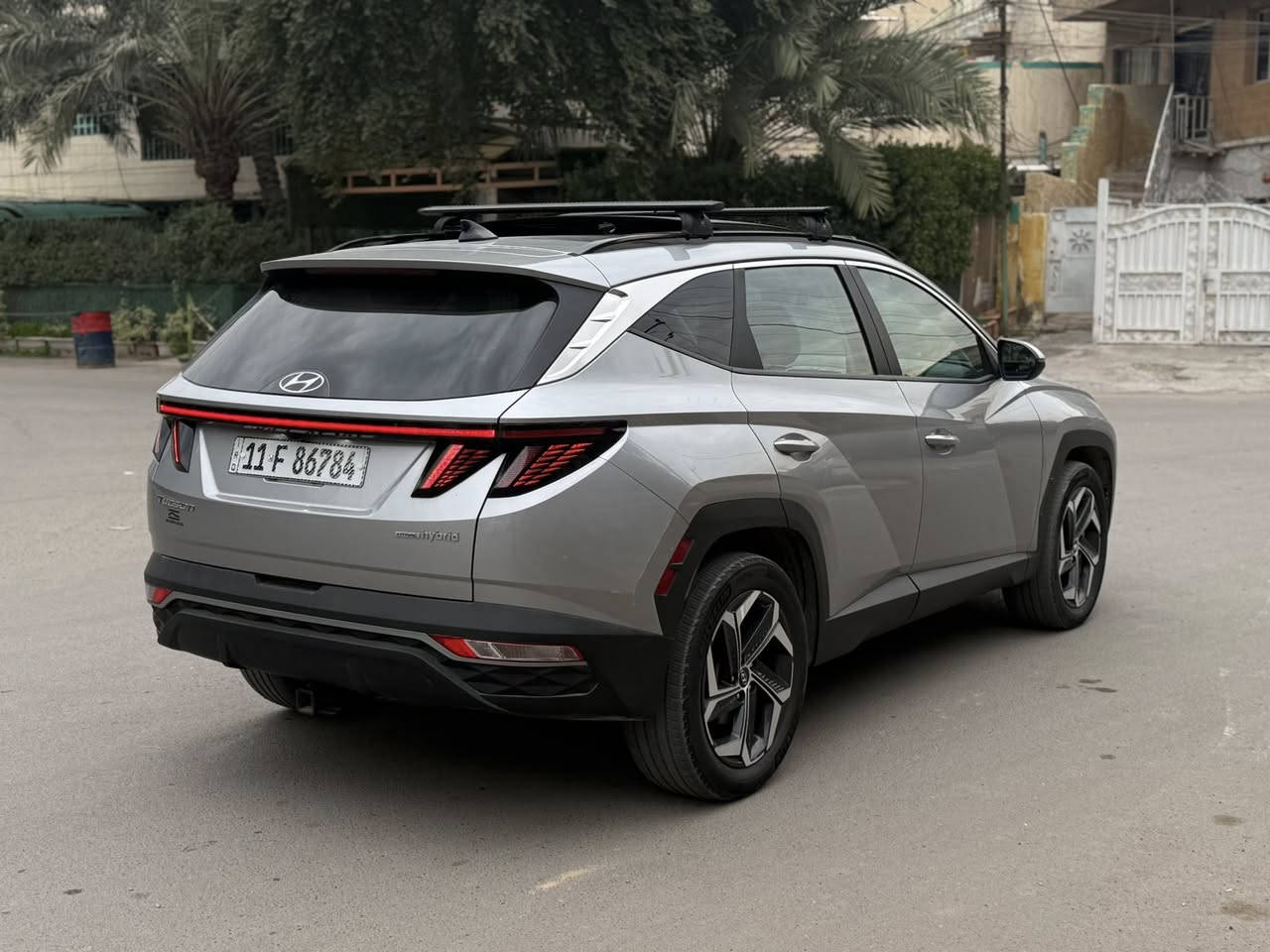 السلام عليكم
توسان هايبرد 2024 بدون صبغ بدون تبديل  بيها بارد فقط

فول مواصفات 1/1 

السياره باسمي  مرقمه بغداد 

مكان السيارة بغداد 

   السعر 225 وبيه مجال   

***********
