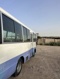 سياره 2002  مكينه وكير فيفي تي 3000 كير اوتو  اكسل ومكينه مكفولات  غرف...
