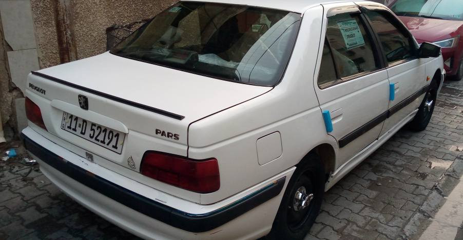 السلام عليكم 
بيجو بارص 2011 رقم بغداد الدولي بأسمي كير ومكينه مكفولات تدفئه وتبريد شغالات باتري وتايرات جدد صدر جديد
فقط البنيد مبدل لان طار سيارة جاهزة مابيها نقص
52 وبيه مجال 
العنوان بغداد مقابل مرور الطوبجي 
***********
غير موجود على الفيس اتصال فقط
