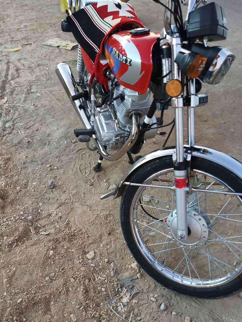 سلام عليكم 
نامه شلامجه للبيع تعمير 2023كلهه دراجه خير من الله دراجه نضيف كدامك لستفسار***********
