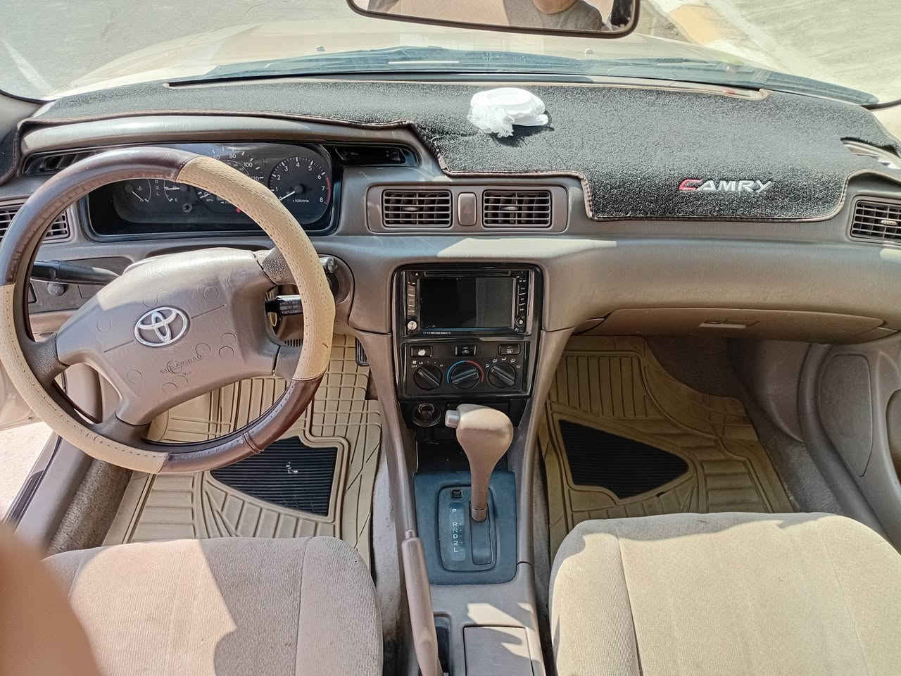 كامري موديل 2000 سنوية 2029بسمي المحرك 4 مصبوغة عام وارد امريكي الضررجاملغ وباب السائق مبدلات السعر 72 مكان واسط الصويرة رقمي ***********

