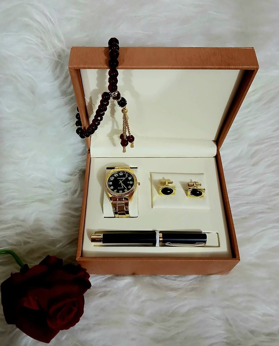 ❤️لعشاق الاناقه ❤️❤️بكج هدايا  ساعات رجالي و  نسائيه مميزه❤️❤️
هدايا رأس السنه 
 كلش حلو وأنيق بكج رجالي و نسائي مميز❤️⌚مع علبه خاصه ومميزه 
متوفر خدمه التوصيل داخل الفلوجه واطرافها ومحافظات العراق 
رقم الهاتف للاستفسار ***********
@إشارة 
إشارة الأصدقاء
