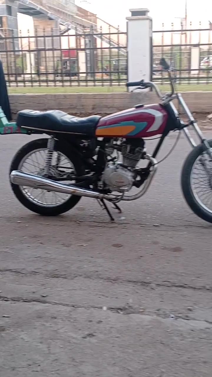 سلام عليكم دراجه لبيع نامه او مراوس شعندك نزل


**إذا كنت صاحب هذا الإعلان وتريد حذفه لأي سبب، رجاءا أرسل رسالة إلى الدعم الفني**
