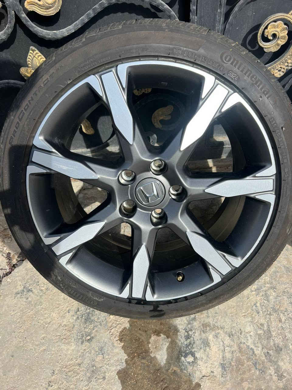 ويل كب عدد ٣ هوندا سيفيك موديل ٢٥ هايبرد تورنك سبورت حجم ١٨ للبيع اخو الجديد  مع التايرات العنوان بغداد زعفرانية الإتصال *********** شكرا لإدارة الموقع.
