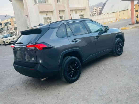 راف فور 2024 ماشي 3الف مواصفات LE AWD 
 بيها صبغ جملغ و ربع باب بدون دواخل بجم كبس 
سيارة تترقم شمالي سعر219$ *********** اكر
